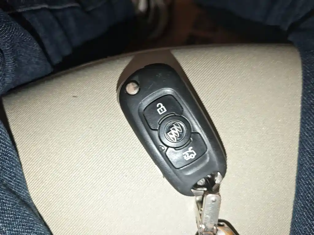 Buick Verano — миниатюра 9