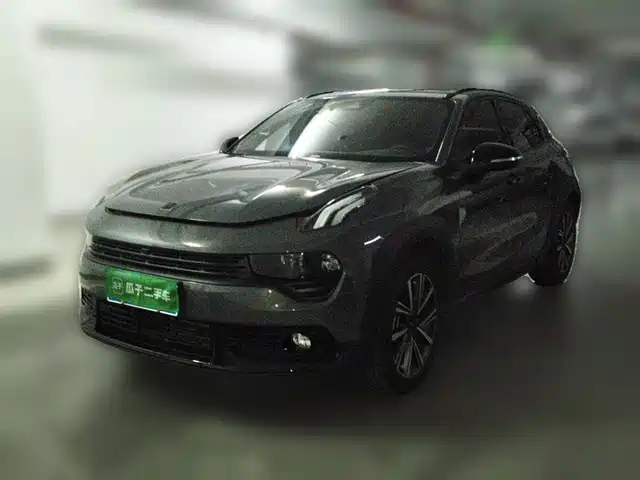 Lynk & Co 02