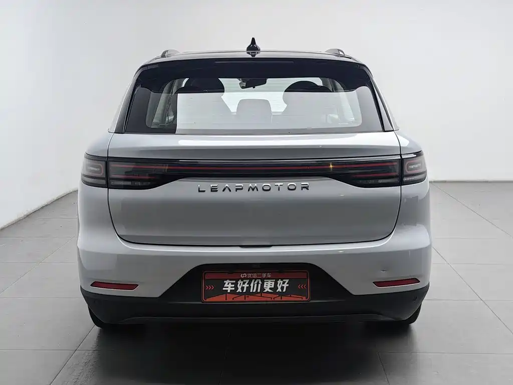 Leapmotor Leapmotor C11 — миниатюра 4