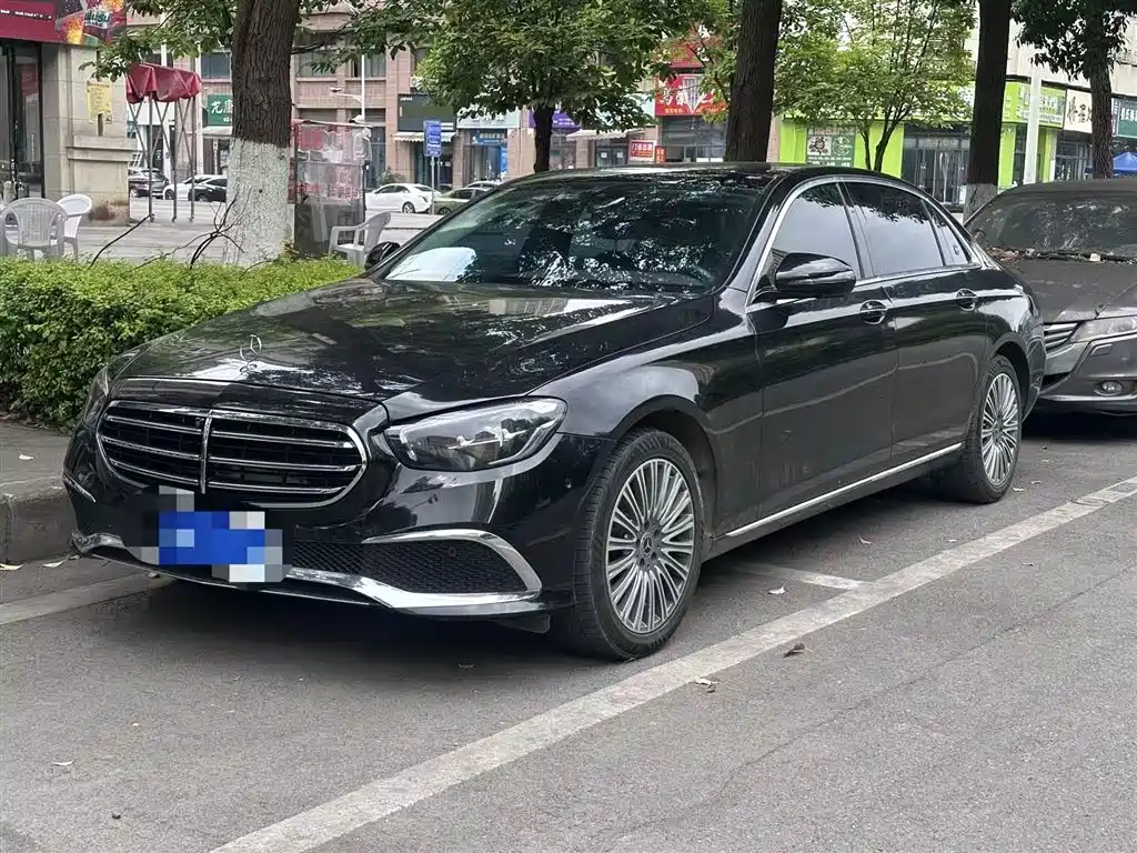 Mercedes-Benz E-Class 2023