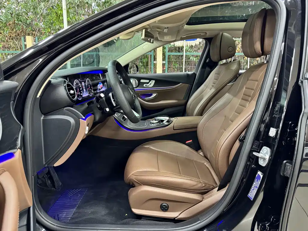 Mercedes-Benz E-Class — миниатюра 16