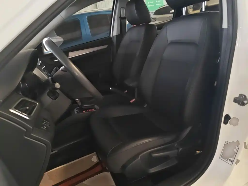 Bestune B30 — миниатюра 15