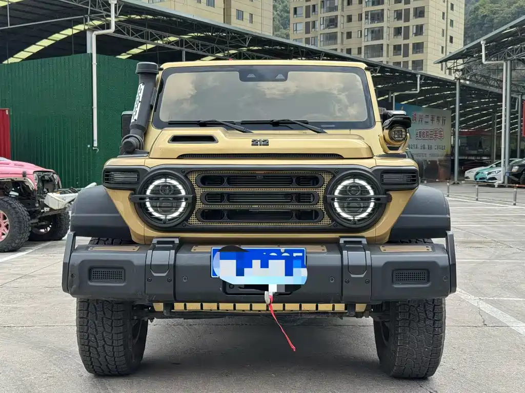 212 212 T01 — миниатюра 2