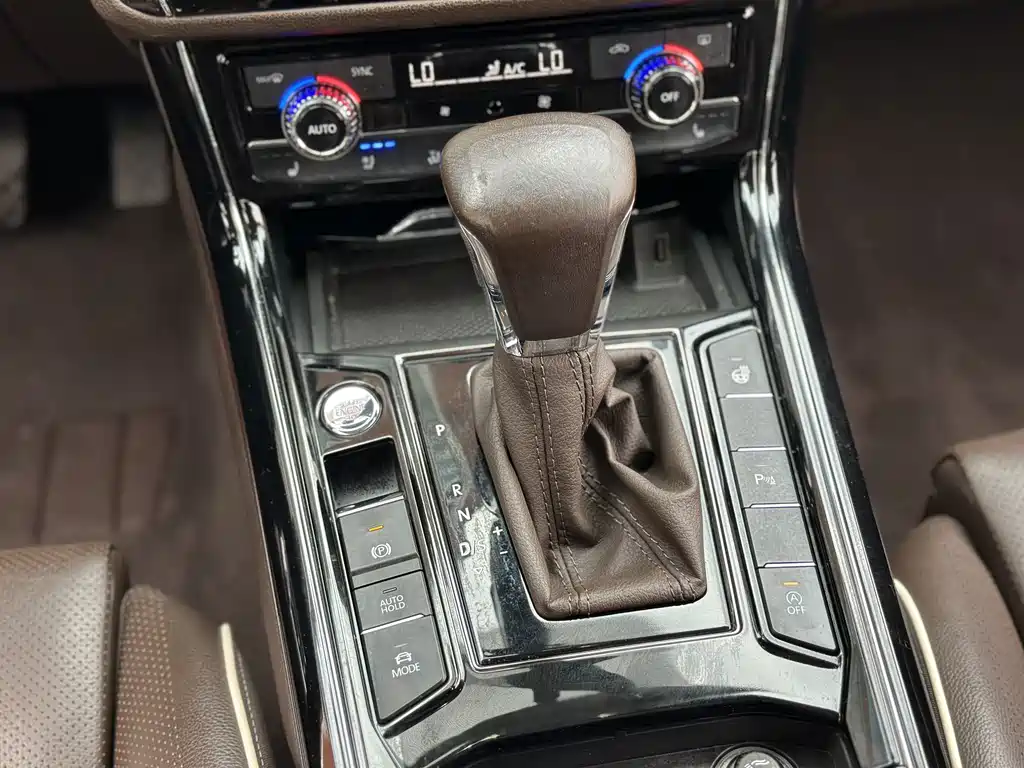 Volkswagen Phideon — миниатюра 20