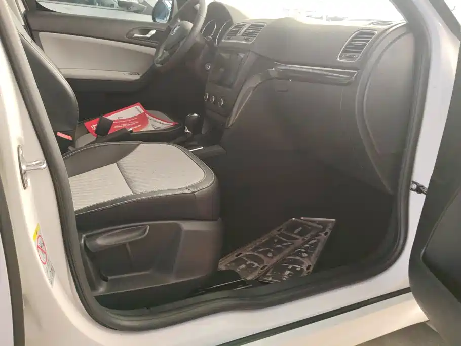 Skoda Yeti — миниатюра 8