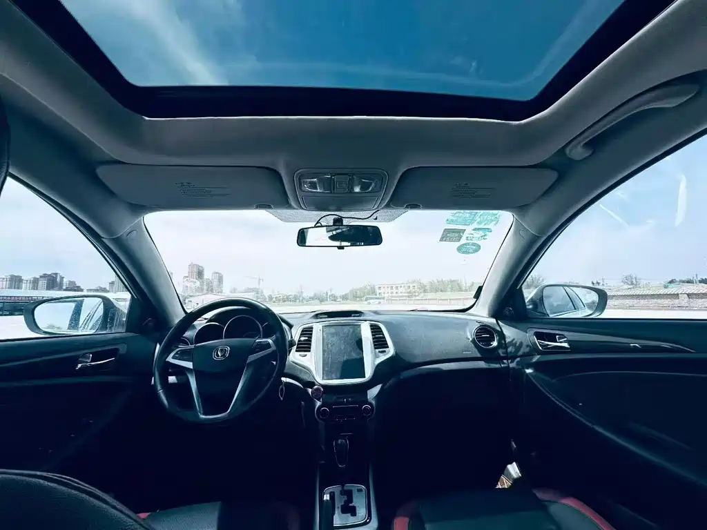 Changan Eado XT — миниатюра 5