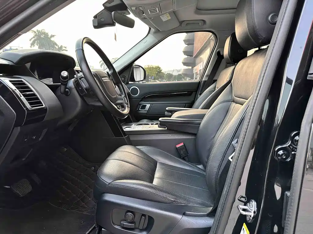 Land Rover Discovery — миниатюра 5