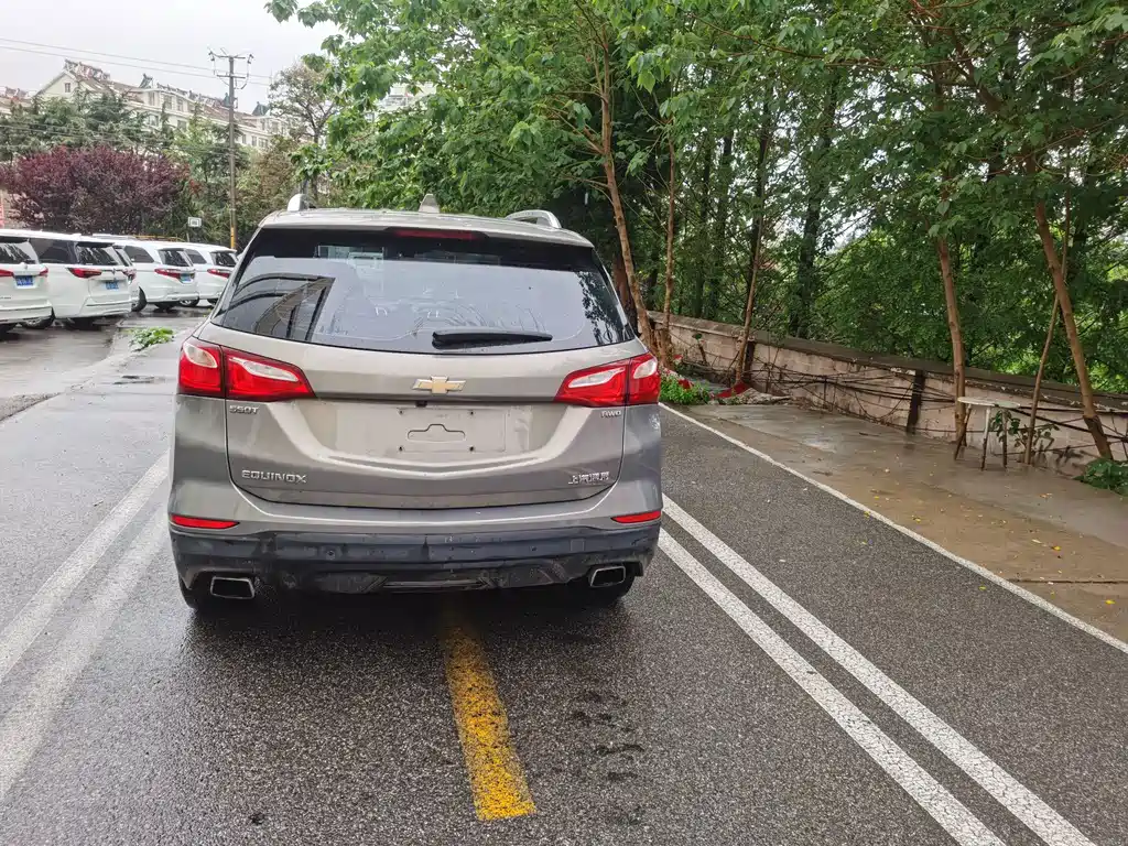 Chevrolet Equinox 2018 550T AT