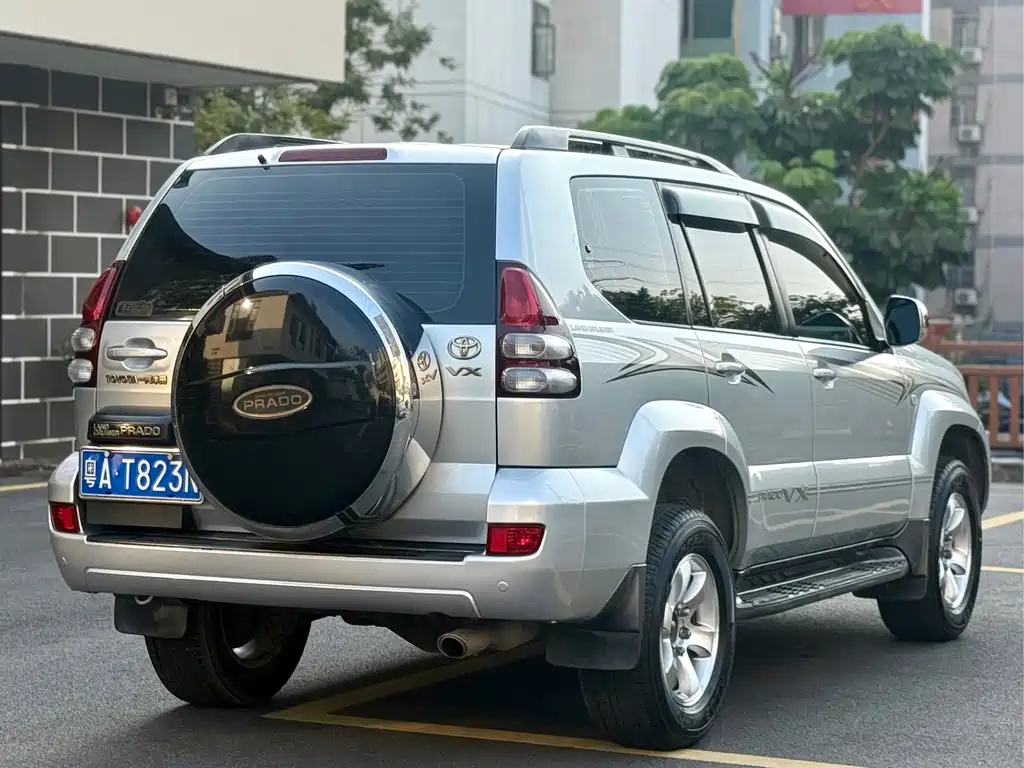 Toyota Prado — миниатюра 7