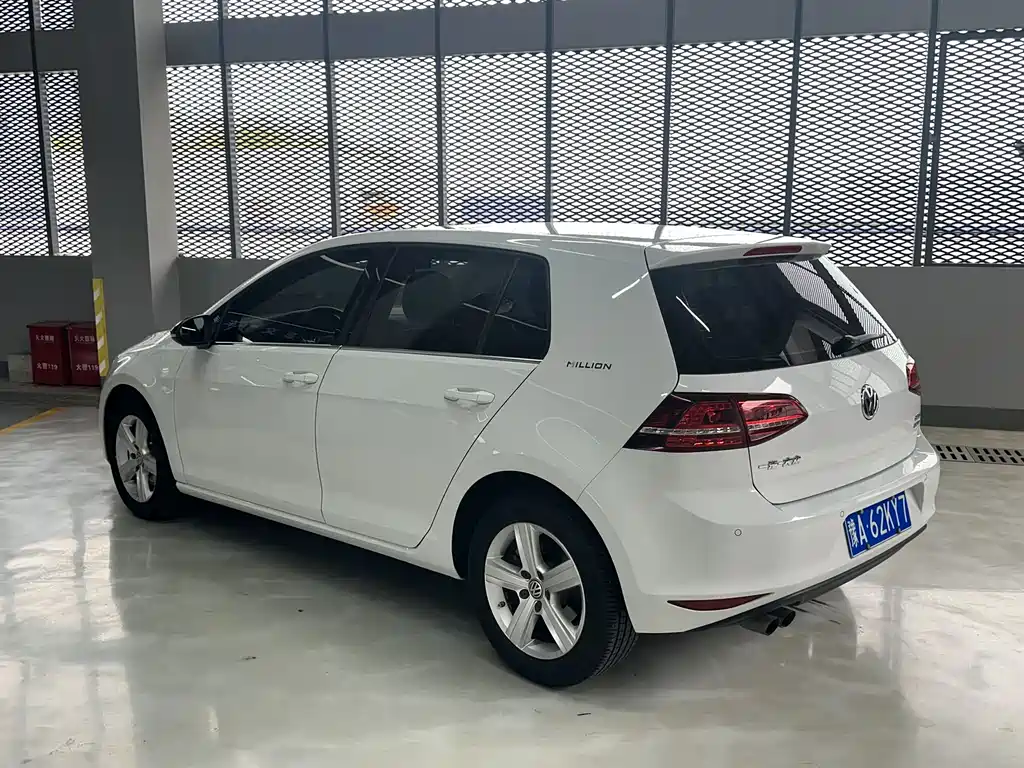 Volkswagen Golf 2017 230TSI AT Comfort