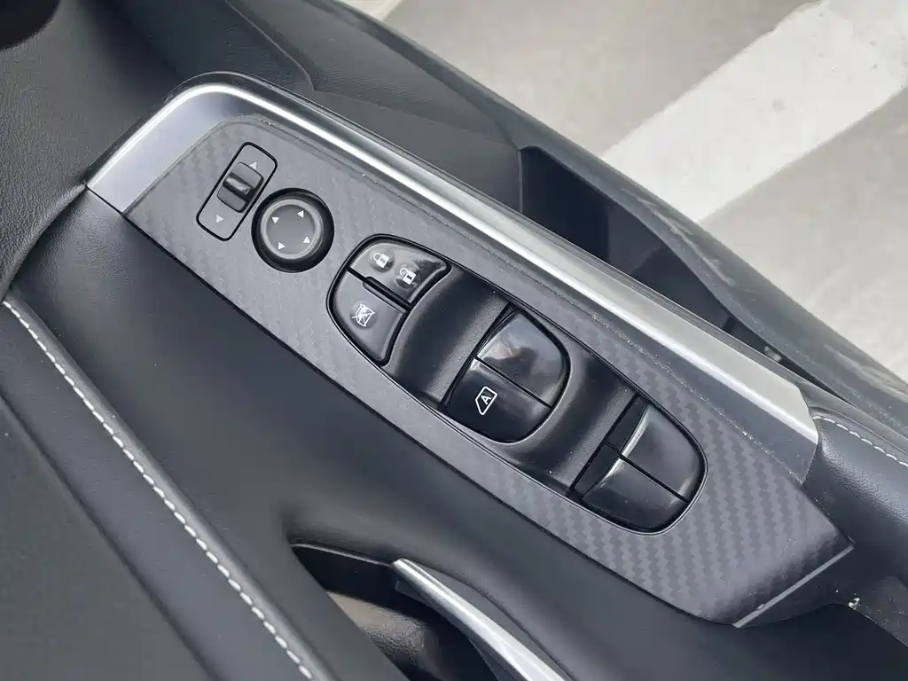 Nissan Sylphy 2021 1.6L XL CVT Enjoy