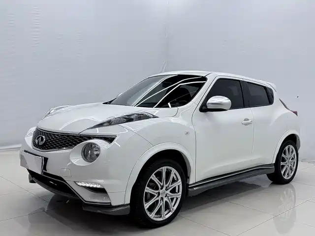 Infiniti ESQ