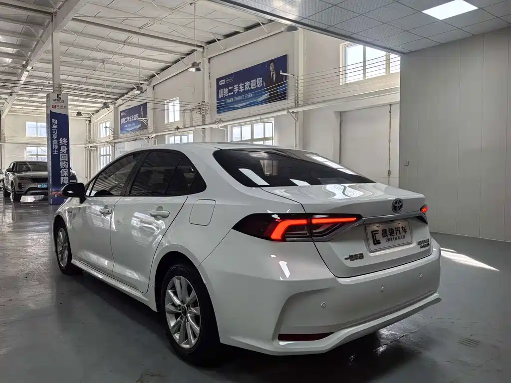 Toyota Corolla — миниатюра 6