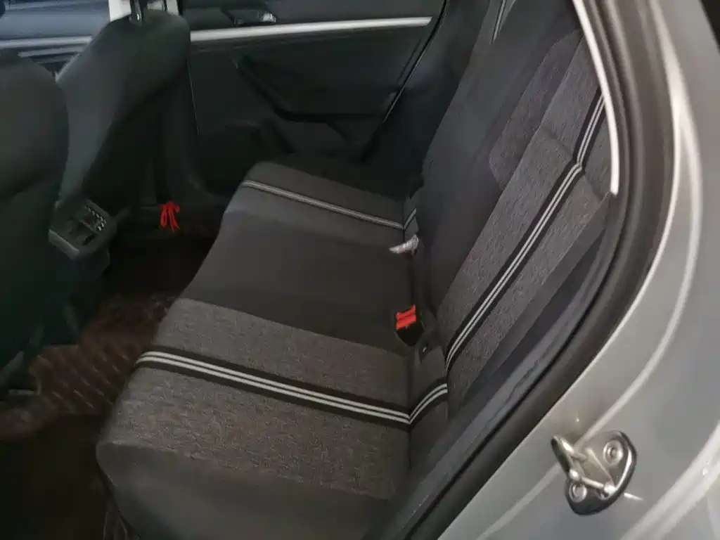 Volkswagen Lavida — миниатюра 17