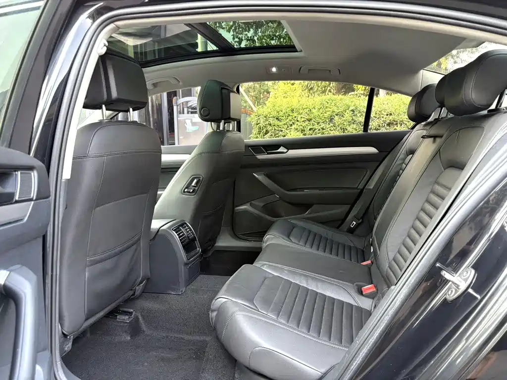 Volkswagen Magotan — миниатюра 8