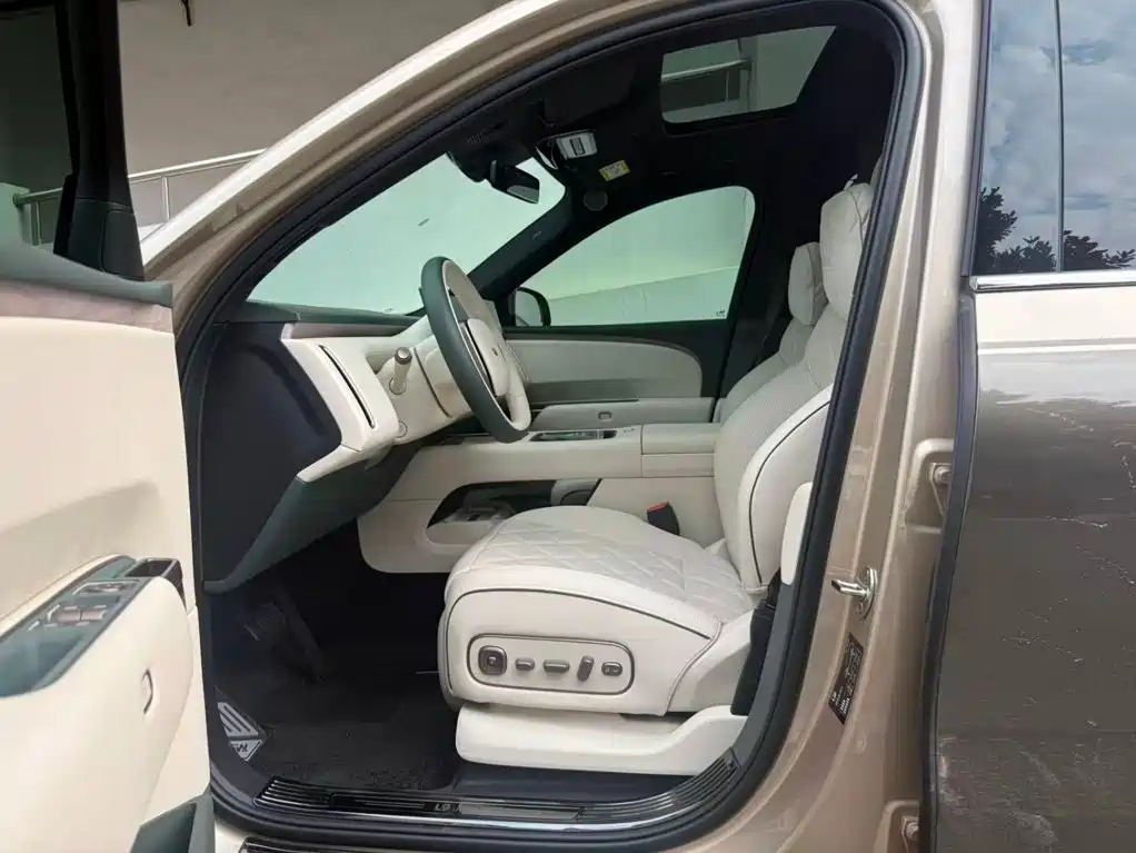 Li Auto Li L9 — миниатюра 4