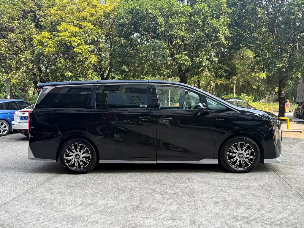 GAC Motor Trumpchi E9 — миниатюра 5