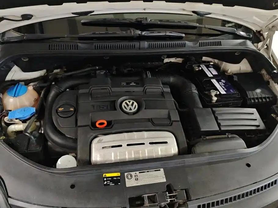 Volkswagen Golf 2011 1.4TSI Cross Golf