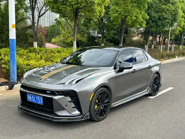 2023 Lynk & Co 03