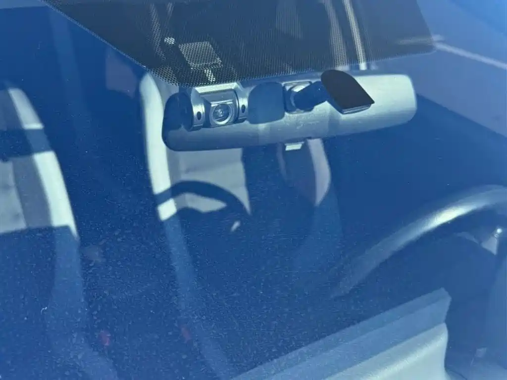 TOYOTA YARIS L ZHIXUAN