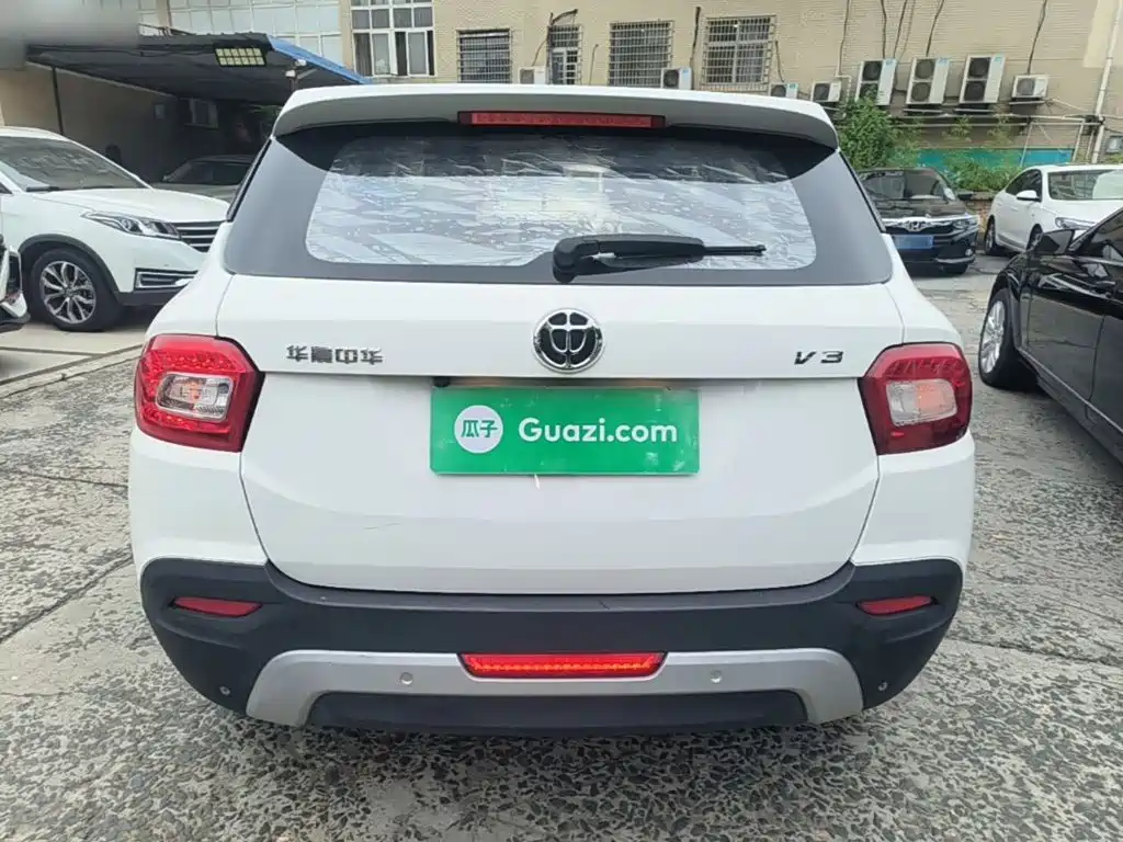 Brilliance V3 2016 1.5L MT
