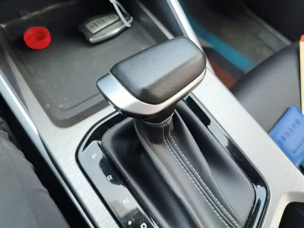 Geely Emgrand — миниатюра 14