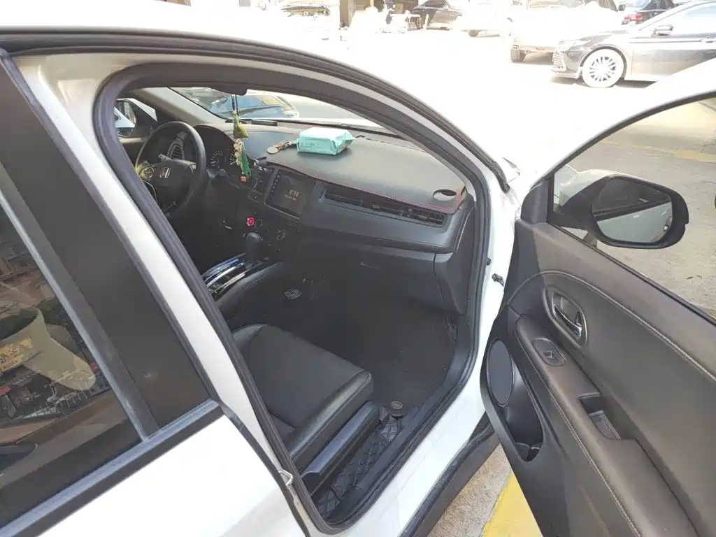 Honda Vezel — миниатюра 19
