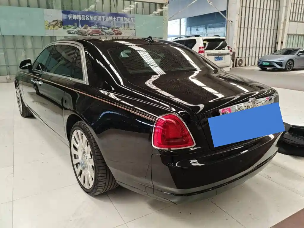Rolls-Royce Ghost — миниатюра 7