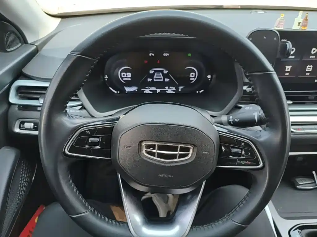 Geely Emgrand — миниатюра 11