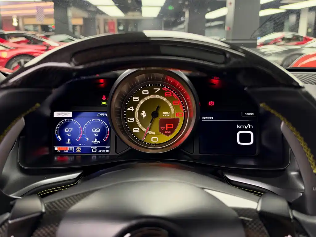 Ferrari GTC4Lusso — миниатюра 8