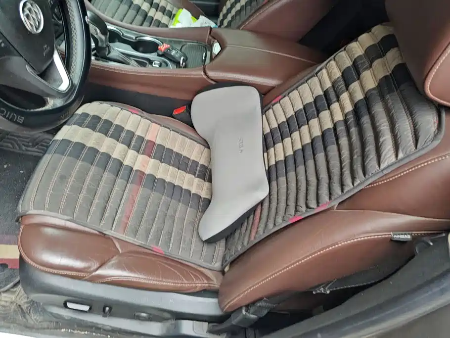 Buick Envision Plus — миниатюра 8