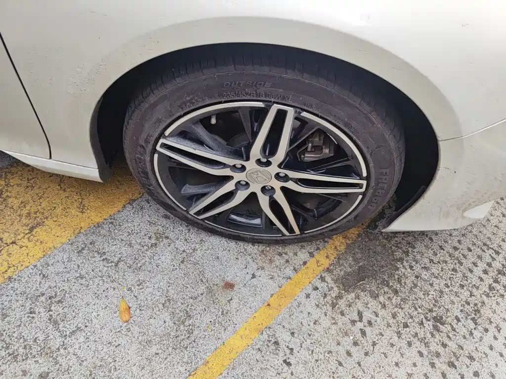 Honda Accord — миниатюра 9