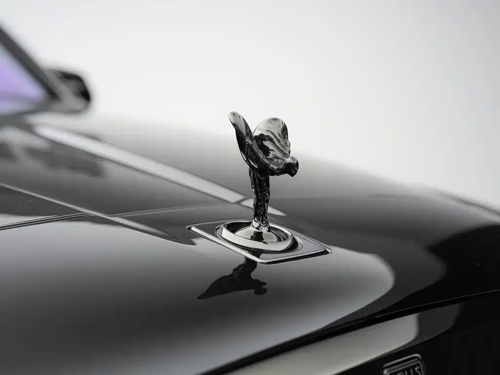 Rolls-Royce Cullinan — миниатюра 21
