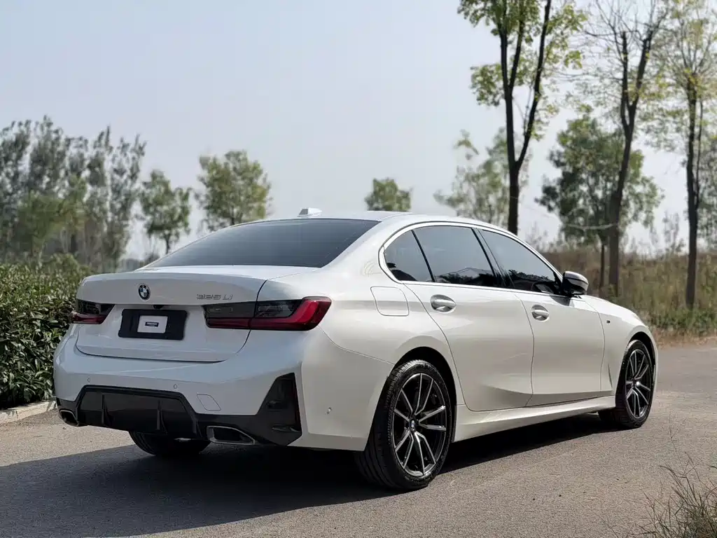 BMW 3 Series — миниатюра 9