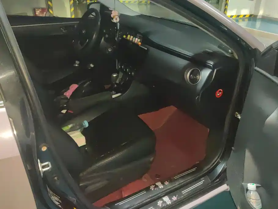 Toyota Corolla — миниатюра 8
