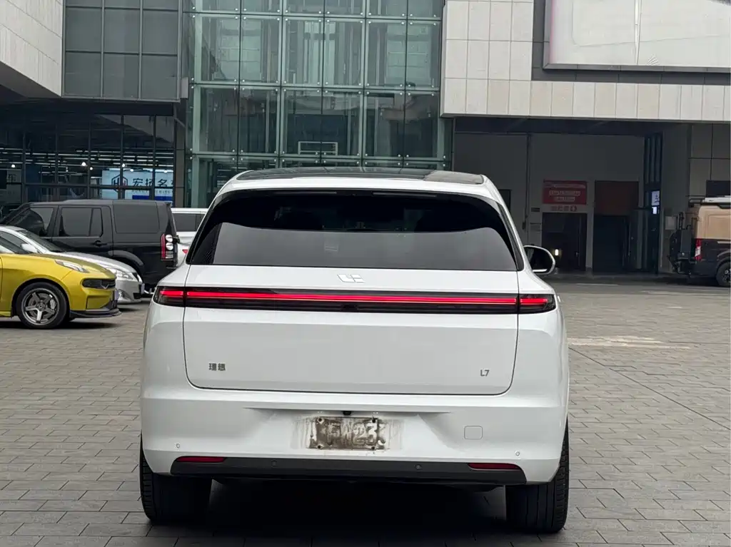 Li Auto IDEAL L7