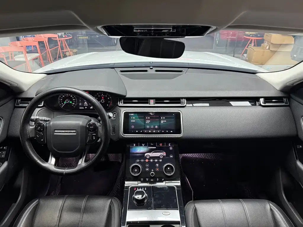 Land Rover Velar — миниатюра 18