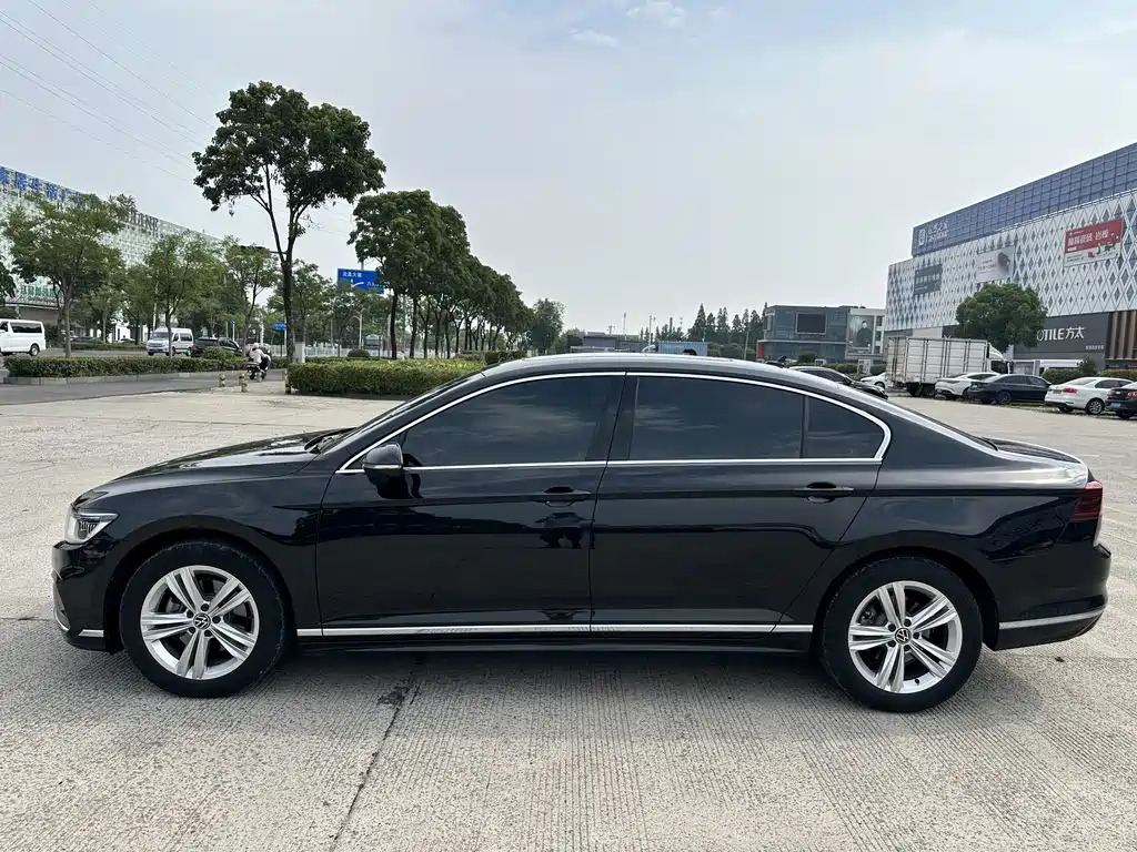 Volkswagen Magotan 2023 200 280TSI DSG Lead