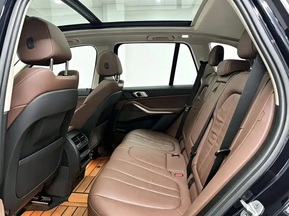 BMW X5 2020 xDrive40i M Sport