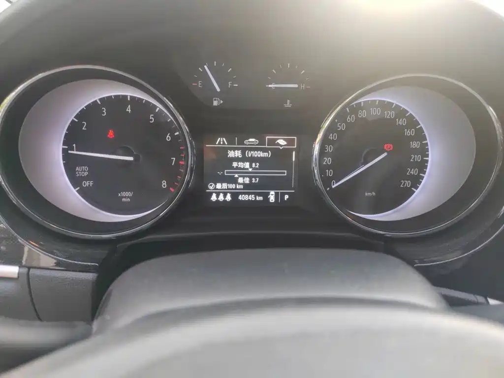 Buick Verano — миниатюра 12