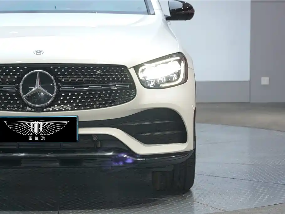 Mercedes-Benz GLC 2021 GLC 300 4MATIC SUV
