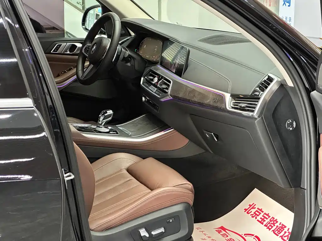 BMW X5 (Import) — миниатюра 13