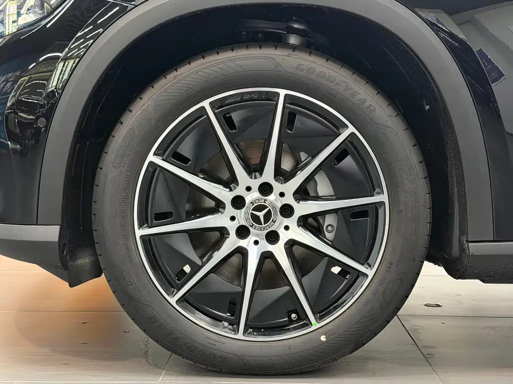 Mercedes-Benz GLC New Energy — миниатюра 19