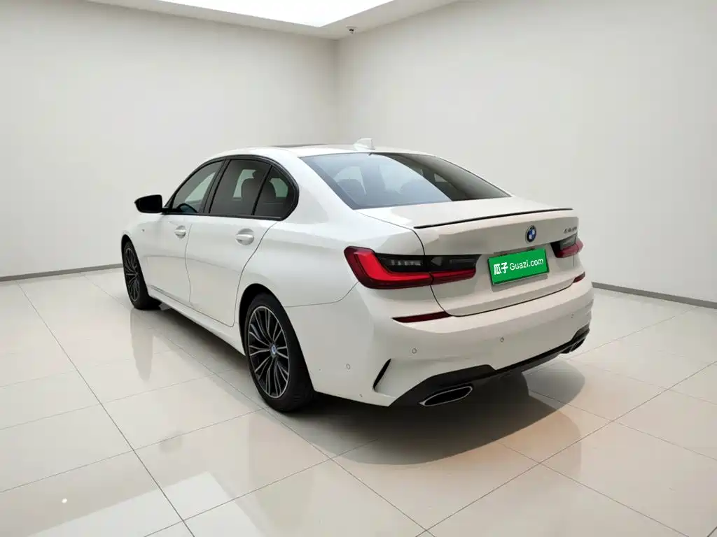 BMW 3 Series — миниатюра 4