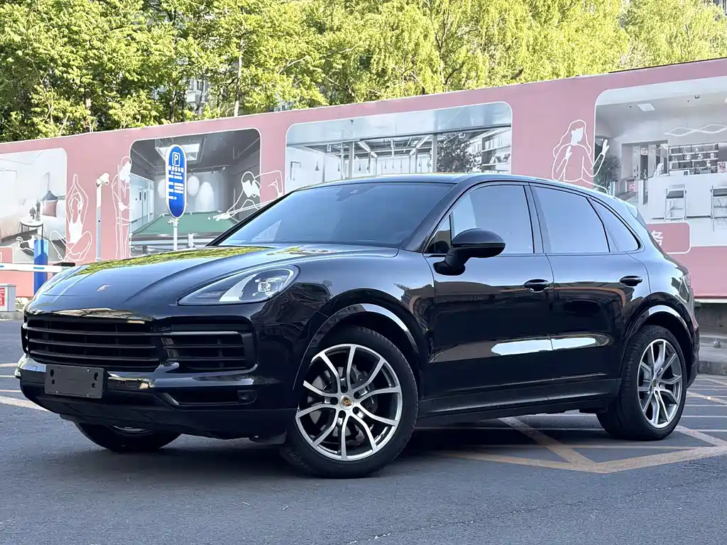 Porsche Cayenne 2021