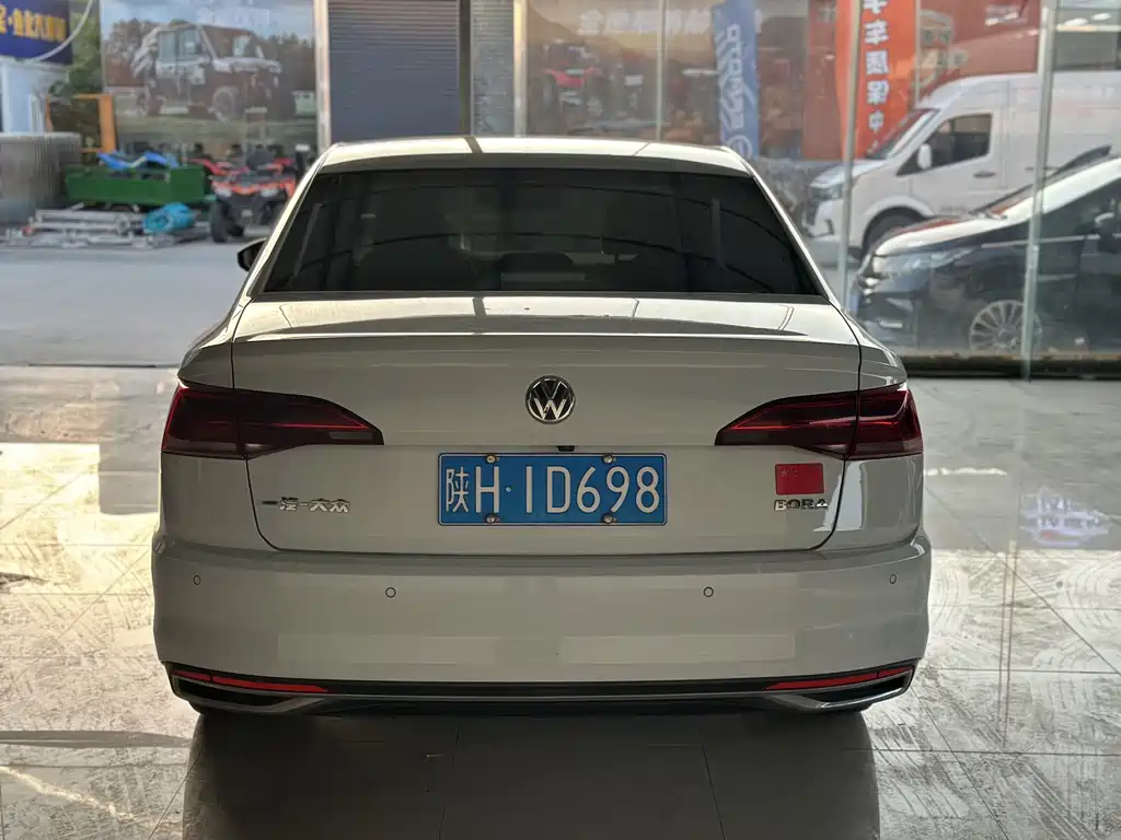 Volkswagen Bora — миниатюра 6