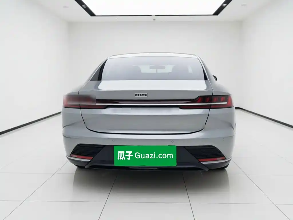 BYD Han — миниатюра 3