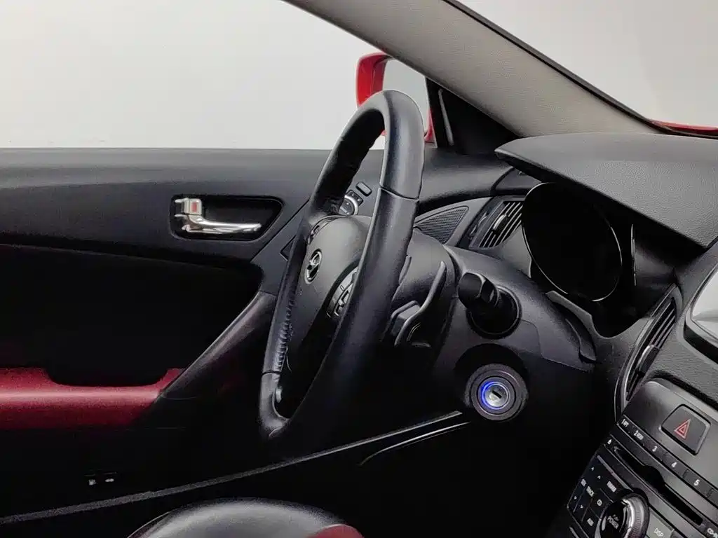 Hyundai Genesis Coupe — миниатюра 22