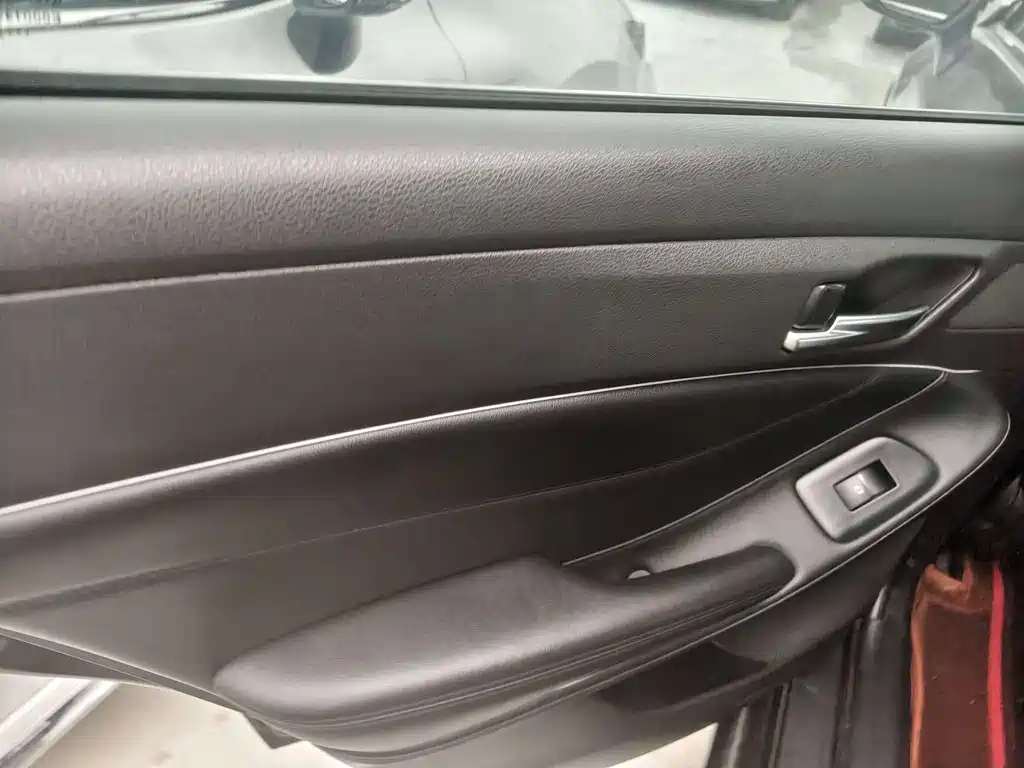 Toyota Avalon — миниатюра 19