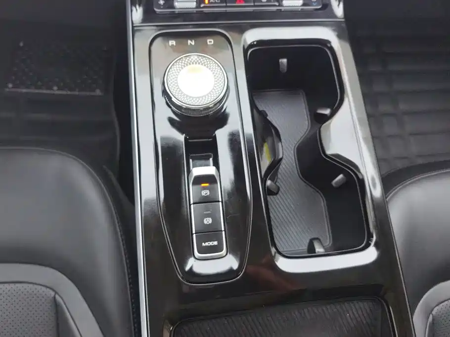 Wuling Xingguang — миниатюра 16